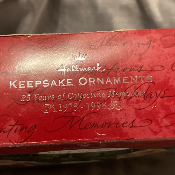 Holy Family Blessings Nativity Collection by Hallmark’s Keepsake Ornaments - Picture 4 of 10